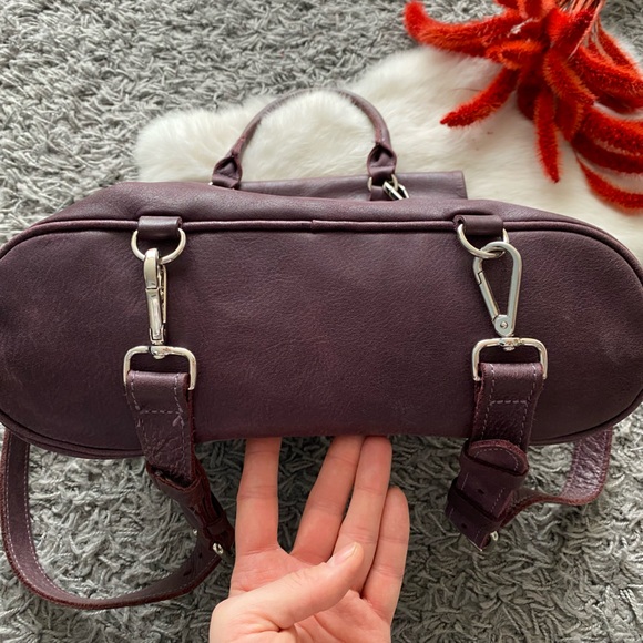 Roots Genuine Leather Backpack - Picture 5 of 10